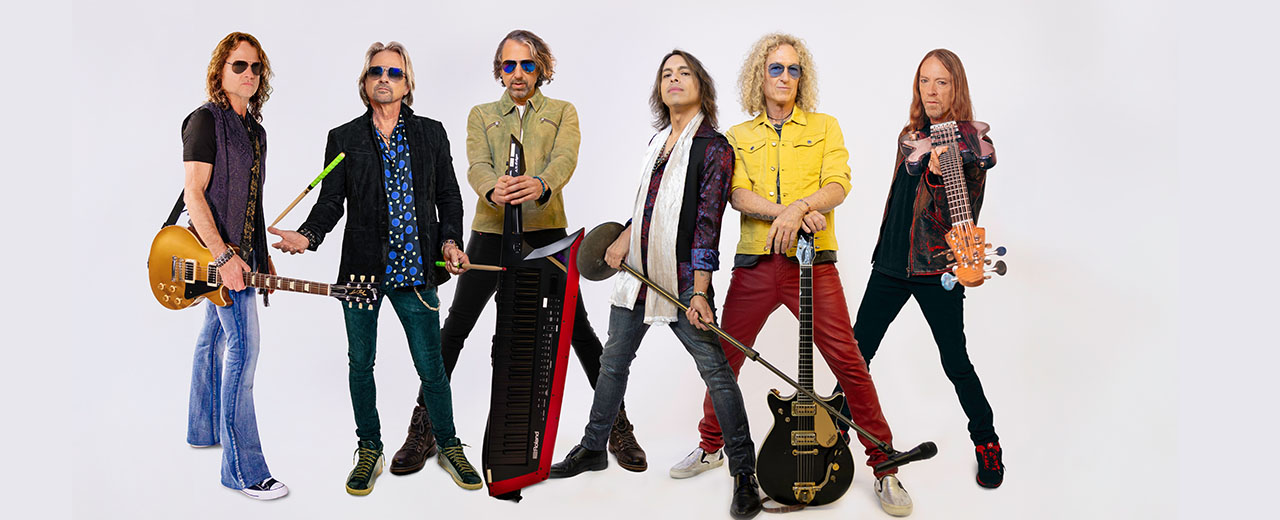 Foreigner Band mit Instrumenten